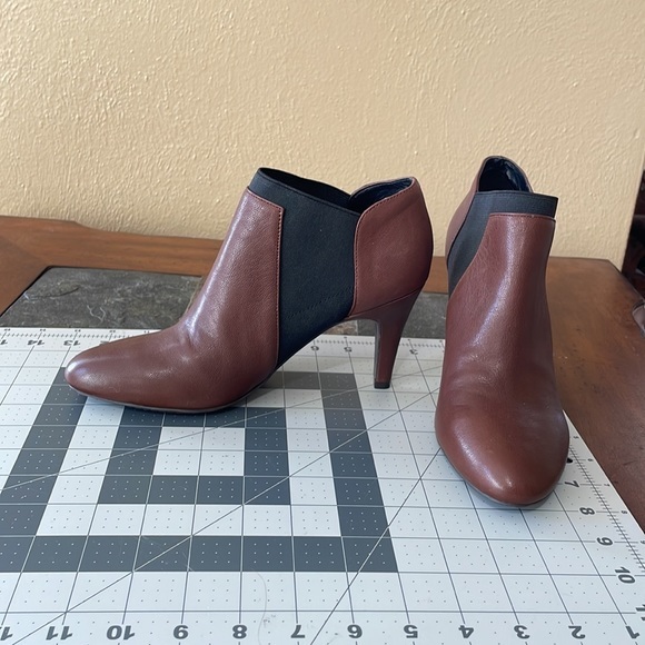 Isaac Mirzahi Live Viviana brown leather ankle boots with heels - Picture 6 of 11